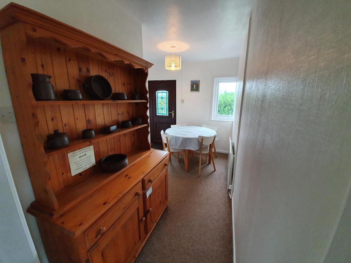 Ty Pren Bach Villa Maenclochog Exteriör bild