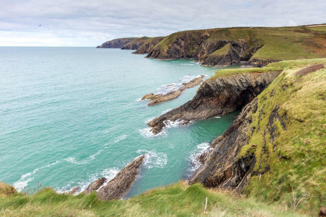 Ty Pren Bach Villa Maenclochog Exteriör bild