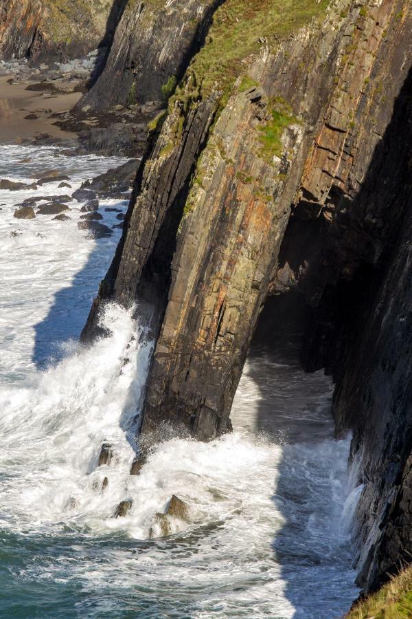 Ty Pren Bach Villa Maenclochog Exteriör bild